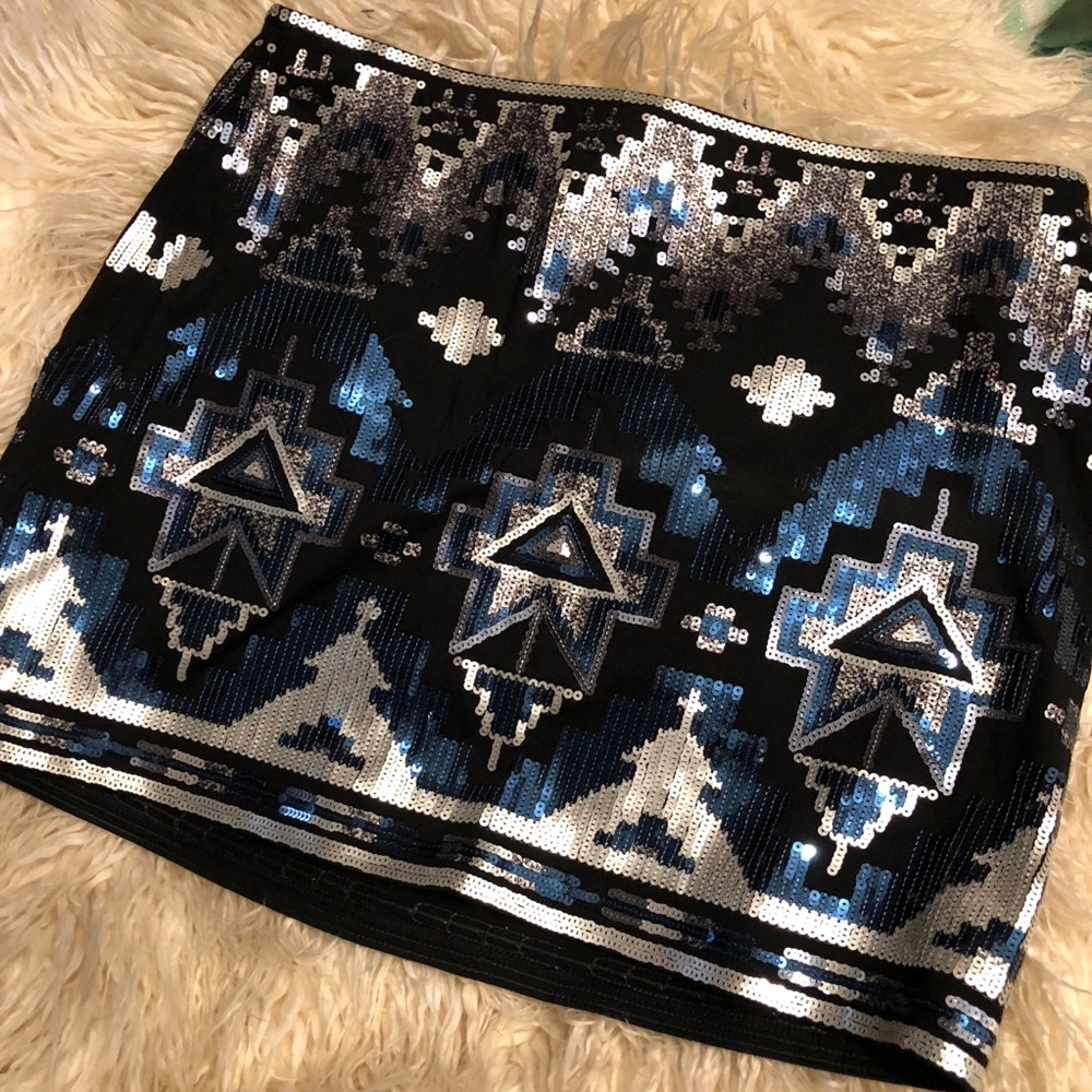 Express sequence Aztec mini skirt